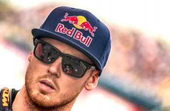 Bradley Smith Jadi Test Rider Aprilia, Pebalap Ini Sumringah