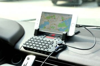 4 Bahaya yang Menanti saat Pemobil Main Ponsel, Pahami Risikonya
