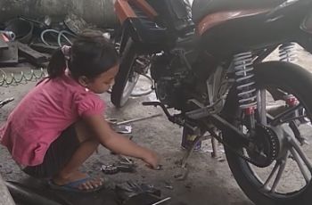 Viral Aksi Mekanik Cilik Bikin Terpukau, Warganet Angkat Topi
